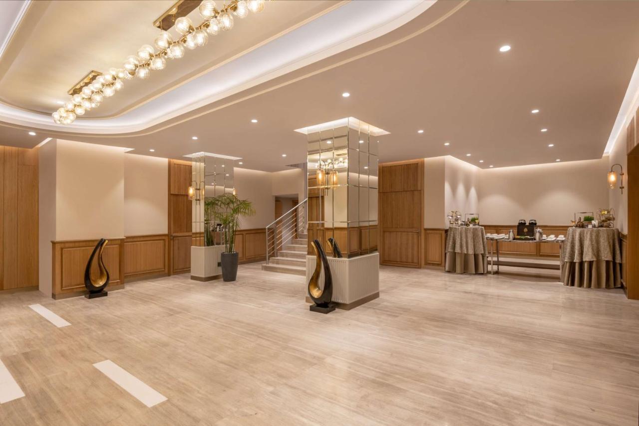 Radisson Hotel Sector 29 Gurugram Gurgáon Kültér fotó